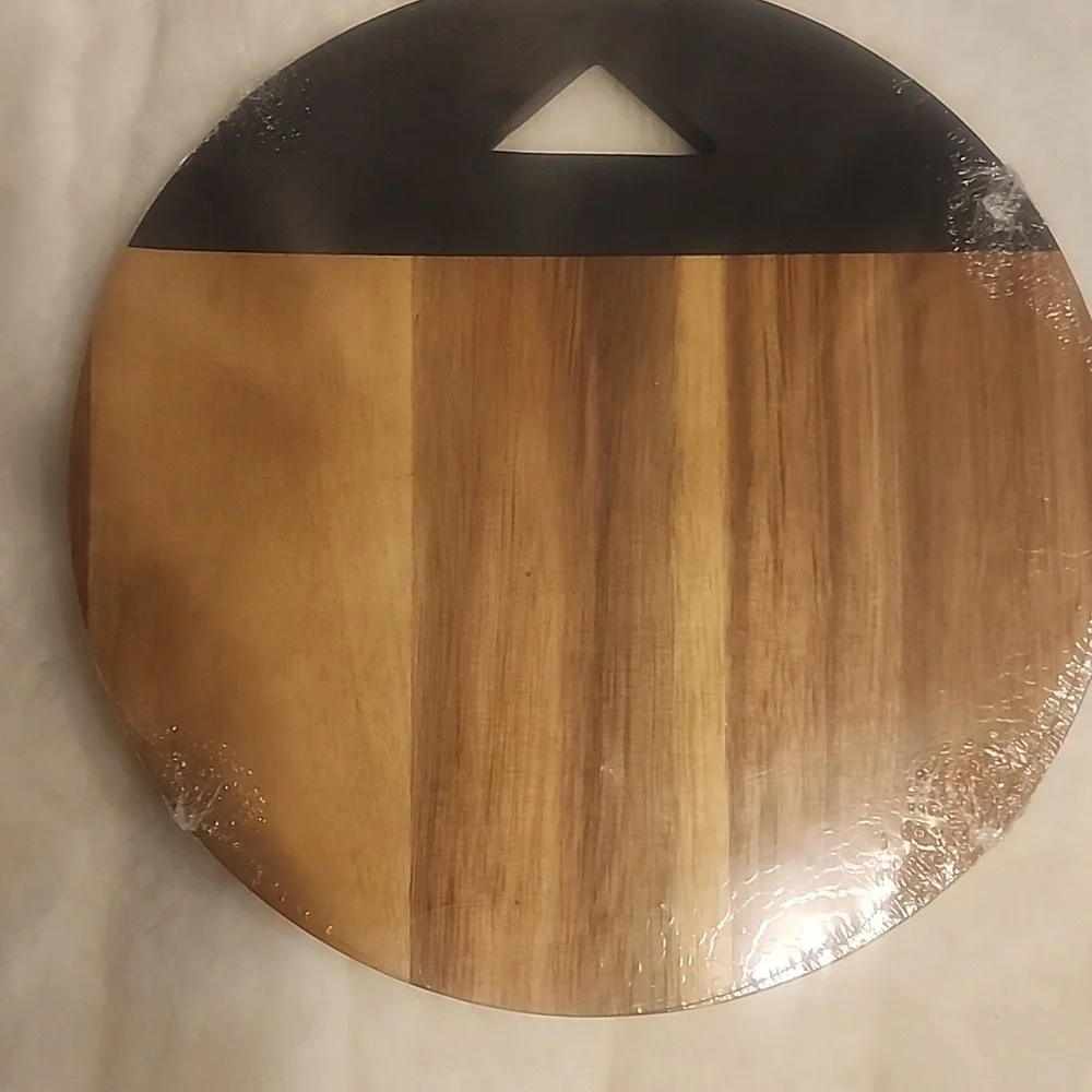 ONLY 10 LEFT⚡️Round Wooden Cutting Board 11